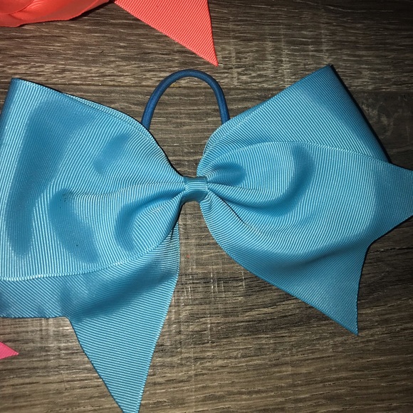 Cute Bows - Picture 4 of 8